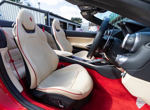 Ferrari Portofino 14
