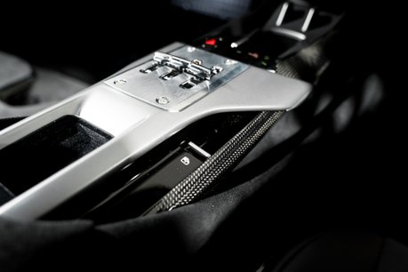 Ferrari 12Cilindri COUPE. HISTORIC PAINTWORK. PASSENGER DISPLAY. LIFT. PANO ROOF. CARBON INT. 37