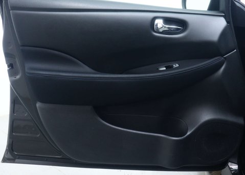 Nissan LEAF Leaf N-Connecta 5dr 42