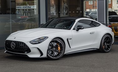 Mercedes-Benz Amg GT 63 Ultimate 2