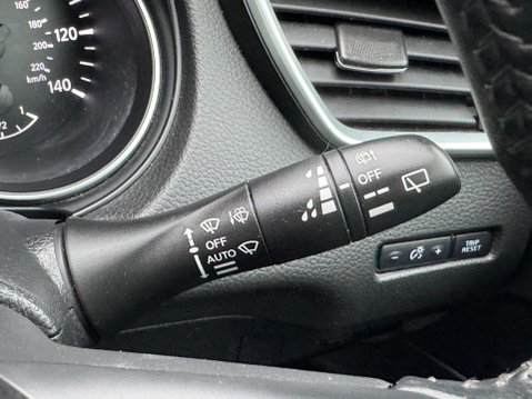 Nissan Qashqai 1.3 DIG-T Tekna Euro 6 (s/s) 5dr 34