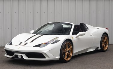 Ferrari 458 Speciale Aperta 6