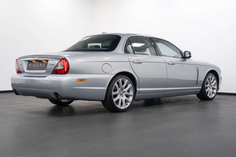Jaguar XJ 3.0 XJ Sovereign V6 Auto 4dr 7