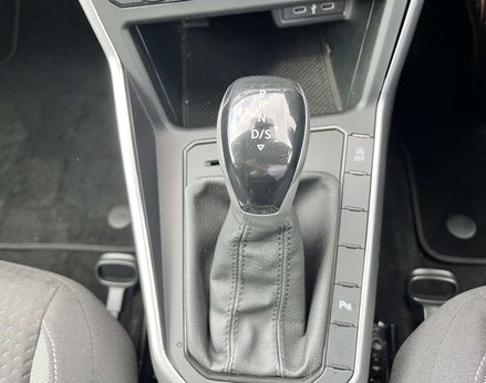 Volkswagen Polo 1.0 Polo Life TSi Semi-Auto 5dr 43