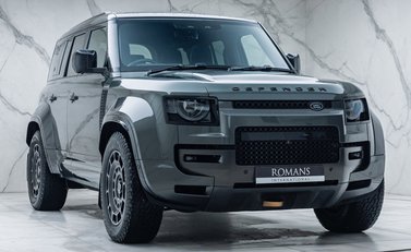 Land Rover Defender OCTA EDITION ONE 6
