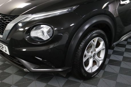 Nissan Juke DIG-T N-CONNECTA DCT 31