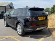 Land Rover Discovery Sport 2.0 Discovery Sport SE D Auto 4WD 5dr 17