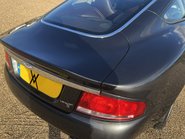 Aston Martin Vanquish S V12 31