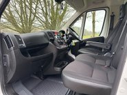 Peugeot Boxer 165ps BlueHDi 335 Drop & Go Low Floor Traffic Management - Toolbox 14