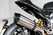 Norton V4 SV. CARBON FIBRE BODYWORK. ÖHLINS SUSPENSION. CARBON BST WHEELS. 35