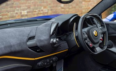 Ferrari 488 Pista 14