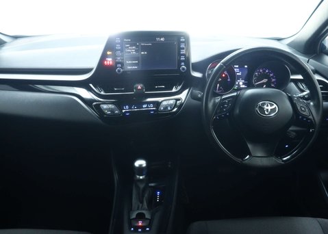 Toyota C-HR 1.8 VVT-h GPF Icon SUV 5dr Petrol Hybrid CVT Euro 6 (s/s) (122 ps) 20