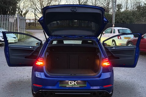 Volkswagen Golf R TSI DSG -DEMO +1 OWNER -AKRAPOVIC-EVERY EXTRA -PAN ROOF-PRO NAV-PRETORIAS 23