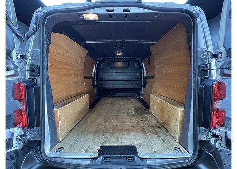 Citroen Dispatch 2.0 BlueHDi 1400 Enterprise Pro M Panel Van 6dr Diesel Manual FWD 2 Euro 6 37