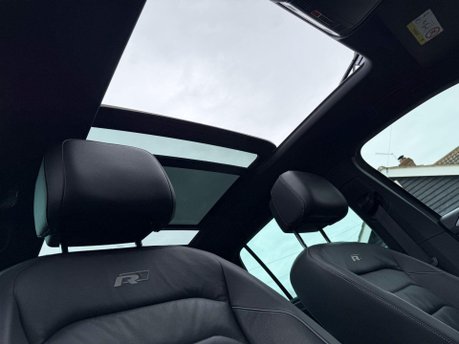 Volkswagen Tiguan 2.0 TDI R-Line DSG Euro 6 (s/s) 5dr 3