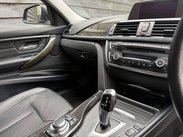 BMW 3 Series 2.0 320d Luxury Auto 4dr 18