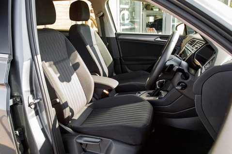 Volkswagen Tiguan Allspace LIFE TSI DSG 34