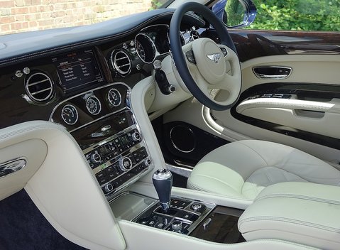 Bentley Mulsanne Mulliner 17