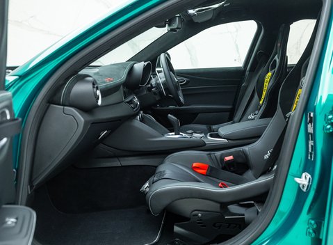 Alfa Romeo Giulia GTAm 20