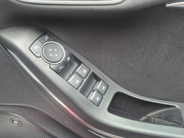 Ford Fiesta VIGNALE EDITION MHEV 12