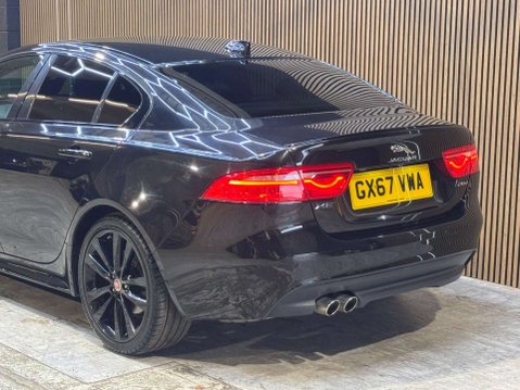 Jaguar XE 2.0 XE R-Sport D Auto 4dr 43