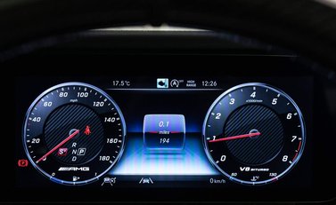Mercedes-Benz G Series AMG G 63 4MATIC 15