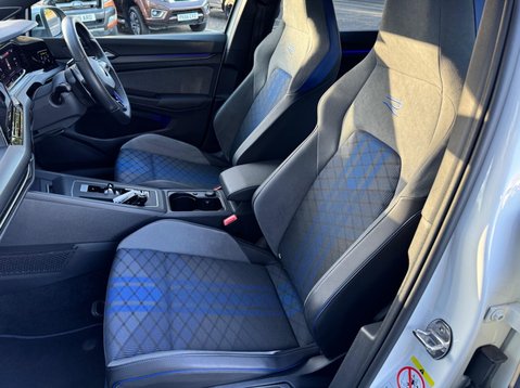 Volkswagen Golf 2.0 TSI R DSG 4Motion Euro 6 (s/s) 5dr 32