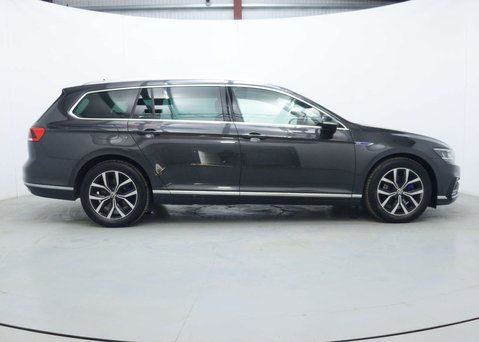 Volkswagen Passat 1.4 TSI 13kWh GTE Estate 5dr Petrol Plug-in Hybrid DSG Euro 6 (s/s) (218 ps 13