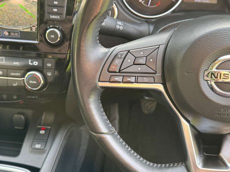 Nissan Qashqai 1.3 Qashqai Tekna DiG-T 5dr 21