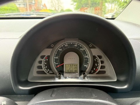 Volkswagen Fox 1.2 Urban Fox 55 3dr 8