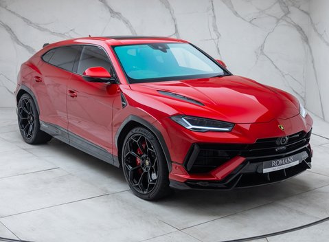 Lamborghini Urus PERFORMANTE 11