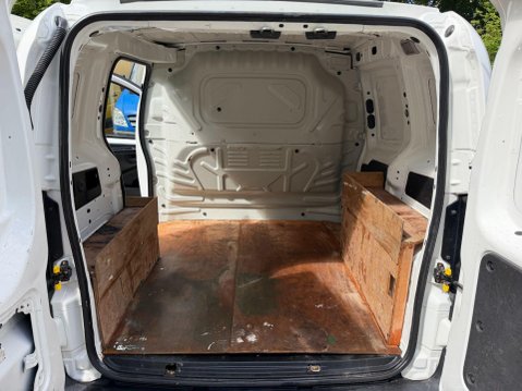 Fiat Fiorino 1.3 JTD Multijet II Cargo Car Derived Van 3dr Diesel Manual (119 g/km, 75 b 11