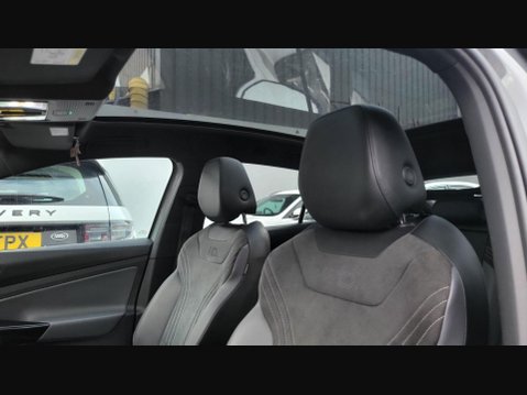 Volkswagen Id.5 Pro Performance 77kWh Style Auto 5dr 19