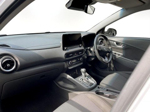 Hyundai KONA 1.6 h-GDi Premium SUV 5dr Petrol Hybrid DCT Euro 6 (s/s) (141 ps) Air Con - 15