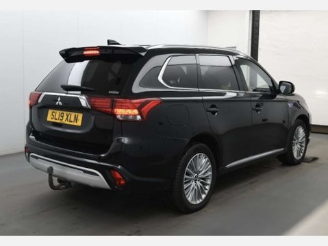 Mitsubishi Outlander 2.4 Outlander 4h PHEV CVT 4WD 5dr 8