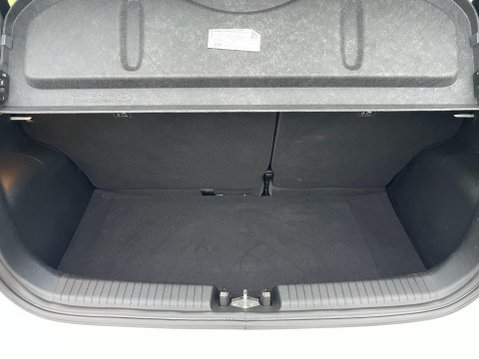 Hyundai i10 1.0 SE Connect Auto Euro 6 (s/s) 5dr 23