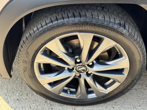 Lexus Ux 2.0 250h F Sport (Premium Plus) E-CVT E-FOUR Euro 6 (s/s) 5dr (Sunroof) 76