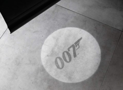 Land Rover Defender V8 26