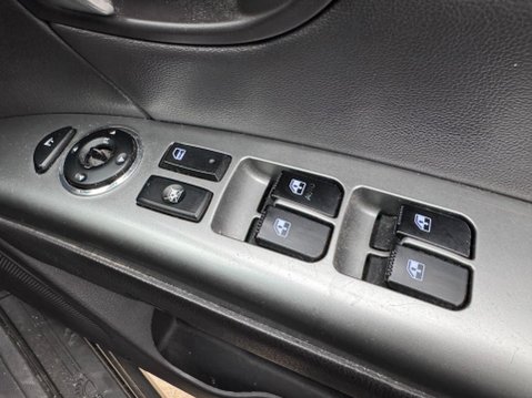 Hyundai SANTA FE 2.2 CRDi Premium Auto 4WD Euro 5 5dr (5 seat) 18