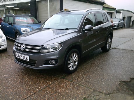 Volkswagen Tiguan SE TDI BLUEMOTION TECHNOLOGY 4MOTION DSG ONLY 53,000 MILES FROM NEW 15