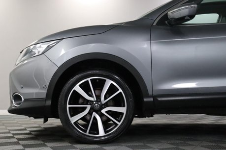 Nissan Qashqai TEKNA DIG-T 27
