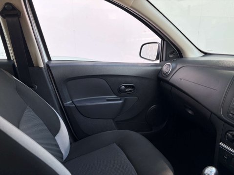 Dacia Sandero 1.1 Sandero Ambiance 5dr 16