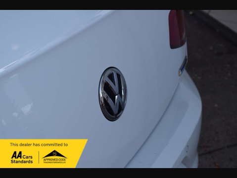 Volkswagen Passat 2.0 Passat SE Business TDI BlueMotion Technology 4dr 23