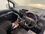 Vauxhall Combo 1.5 Combo 2300 SportIVE TD S/S 33