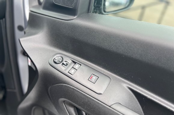 Peugeot Partner BLUEHDI ASPHALT PREMIUM L1 27