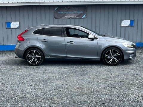 Volvo V40 2.0 T2 R-Design Pro Euro 6 (s/s) 5dr 21