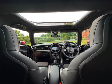 Mini Hatch JOHN COOPER WORKS 22