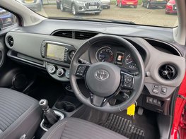 Toyota Yaris 1.5 Yaris Icon Tech VVT-i 5dr 17