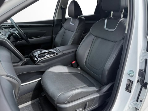 Hyundai TUCSON 1.6 TGDi Plug-in Hybrid Ultimate 5dr 4WD Auto 18