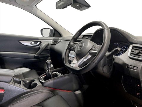 Nissan Qashqai 1.3 DIG-T Tekna SUV 5dr Petrol Manual Euro 6 (s/s) (140 ps) 12